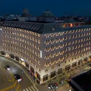 Radisson Collection Hotel, Santa Sofia מילאנו